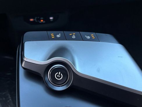 New 2025 Kia EV6 Light w/ Light LR Technology Package image 22