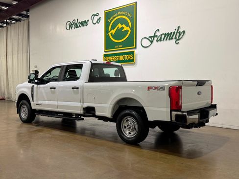 Used 2024 Ford F250 XL w/ FX4 Off-Road Package AWD/4WD image 7