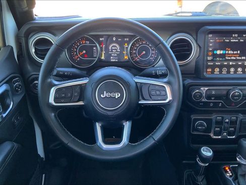 Used 2022 Jeep Gladiator Overland w/ Trailer Tow Package image 6