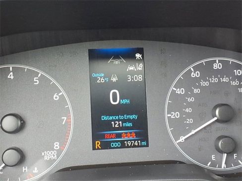 Certified 2024 Toyota Corolla Cross LE image 26