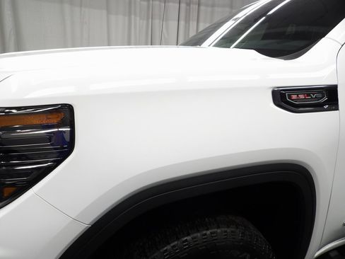 Used 2025 GMC Sierra 1500 AT4 w/ Technology Package image 45