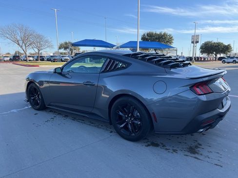 Used 2025 Ford Mustang GT image 3
