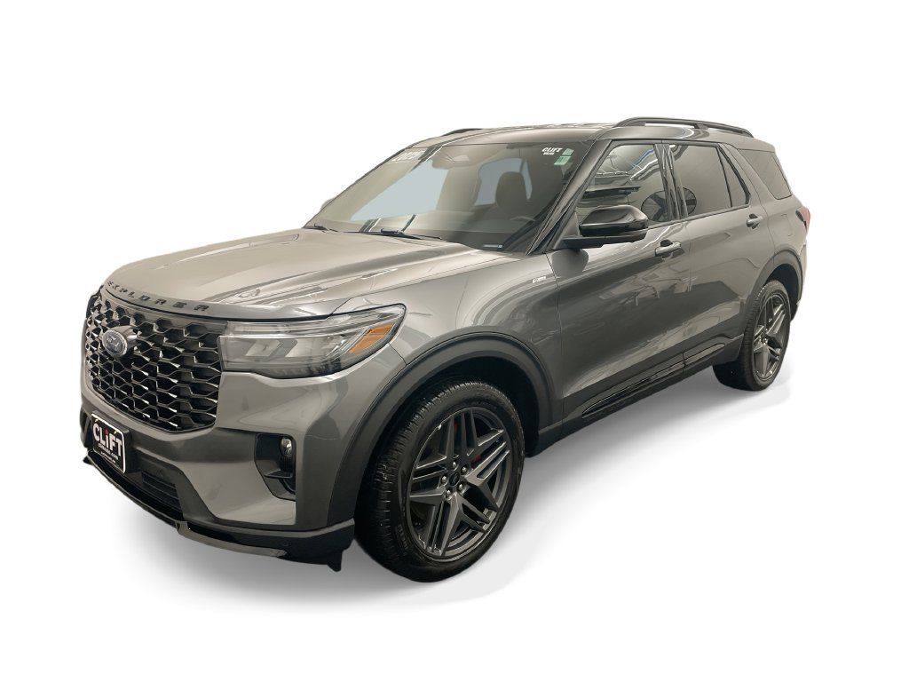Used 2025 Ford Explorer ST-Line w/ ST-Line Street Pack AWD/4WD image 33
