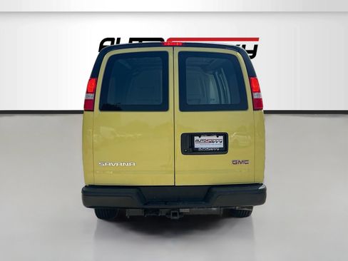 Used 2025 GMC Savana 2500 w/ Enhanced Convenience Package RWD image 6