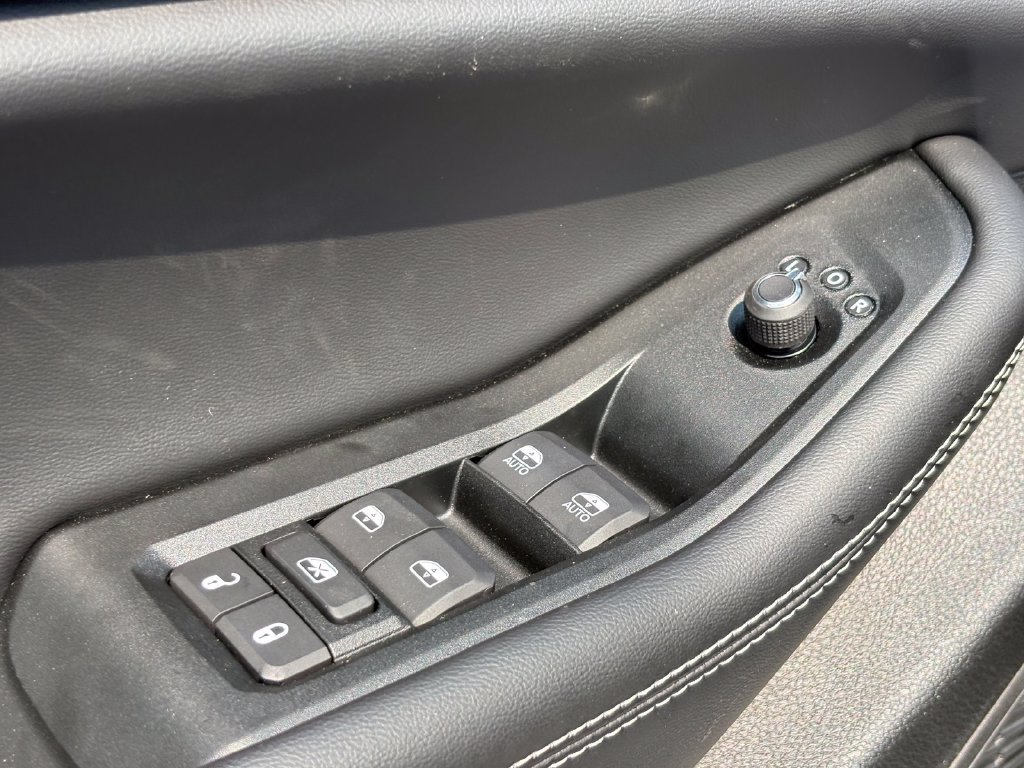 New 2026 Jeep Grand Cherokee 2WD image 23