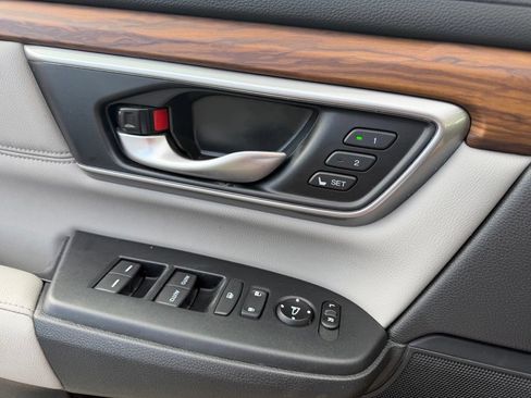 Used 2019 Honda CR-V EX-L image 16