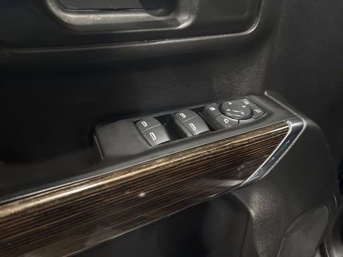 Used 2022 GMC Sierra 2500 SLE w/ SLE Value Package; image 13