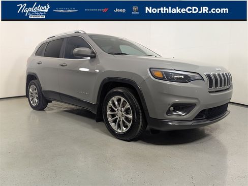 Used 2020 Jeep Cherokee Latitude Plus image 1