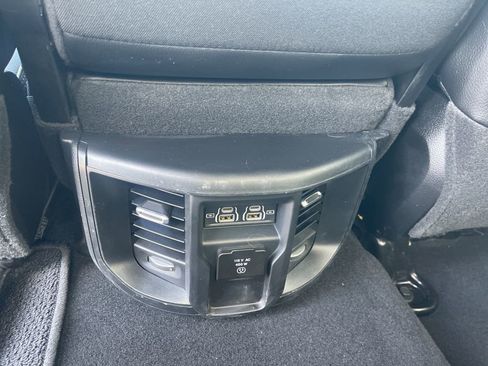 Used 2024 RAM 2500 Laramie w/ Safety Group AWD/4WD image 19