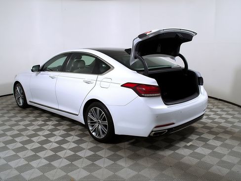 Used 2018 Genesis G80 3.8 w/ Option Group 02 RWD image 10