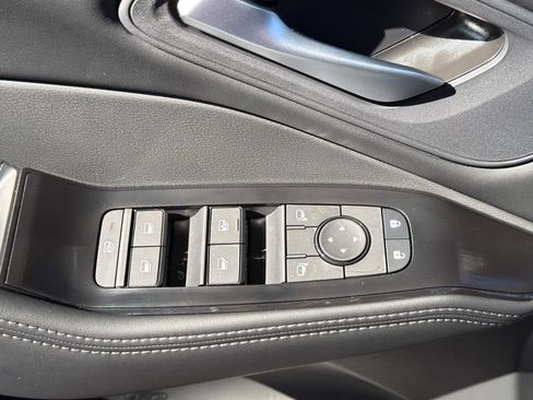 New 2026 Nissan Rogue SV image 18