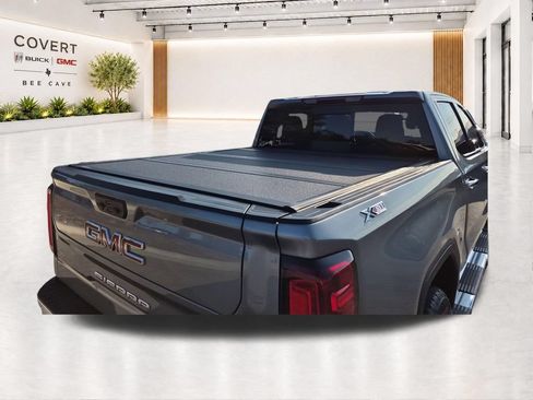 Used 2025 GMC Sierra 1500 SLT AWD/4WD image 43