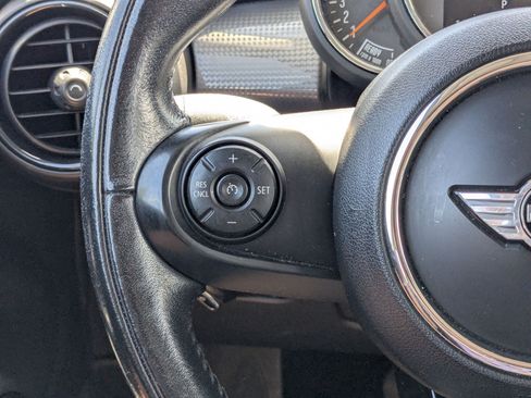 Used 2017 MINI Cooper 4-Door Hardtop FWD image 20