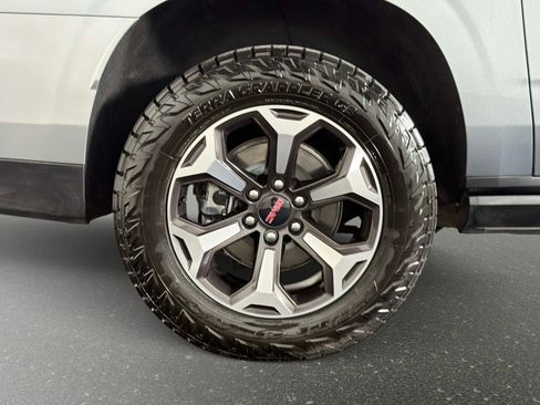 Used 2026 GMC Yukon XL AT4 Ultimate AWD/4WD image 17