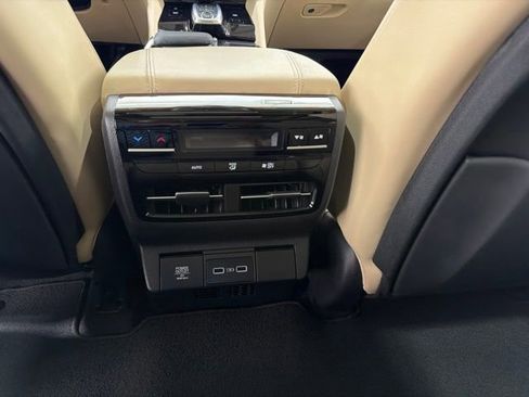 Certified 2023 Acura MDX SH-AWD w/ Technology Package image 28