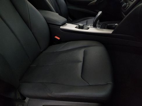 Used 2014 BMW 320i xDrive Sedan image 25