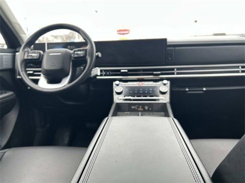 Used 2024 Hyundai Santa Fe SEL image 17