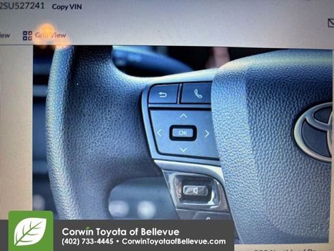 Used 2025 Toyota Camry LE image 17