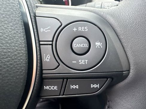 New 2025 Toyota RAV4 XLE image 27