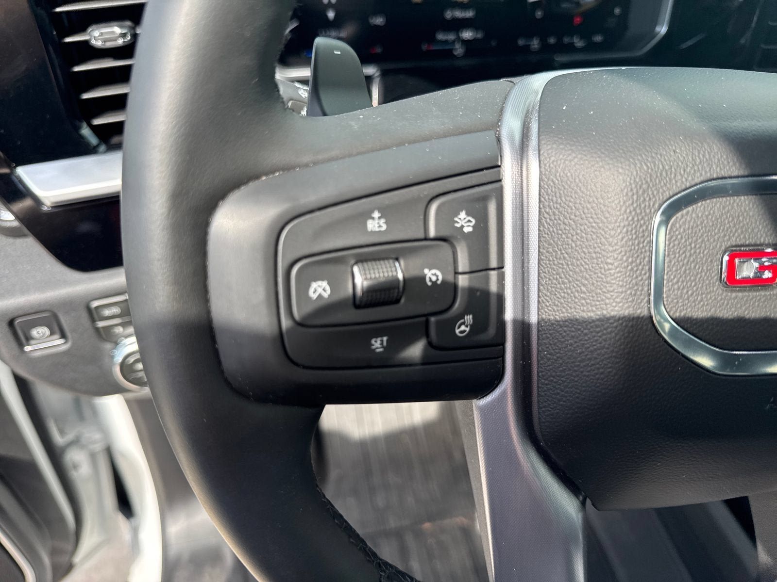 New 2026 GMC Sierra 1500 Elevation w/ Elevation Premium Package AWD/4WD image 33