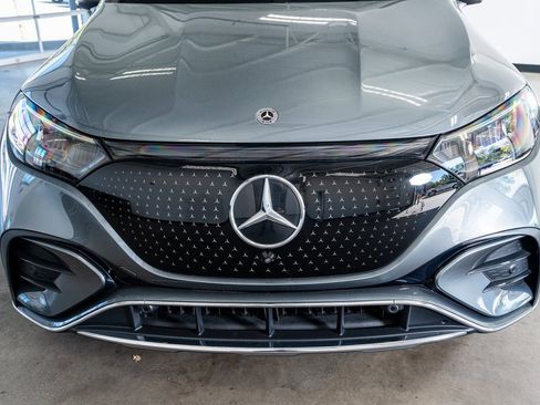 Used 2024 Mercedes-Benz EQE 350+ SUV w/ AMG Line Exterior Package image 15