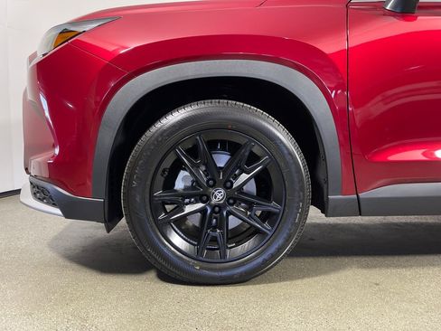 New 2026 Toyota Grand Highlander AWD Hybrid image 11