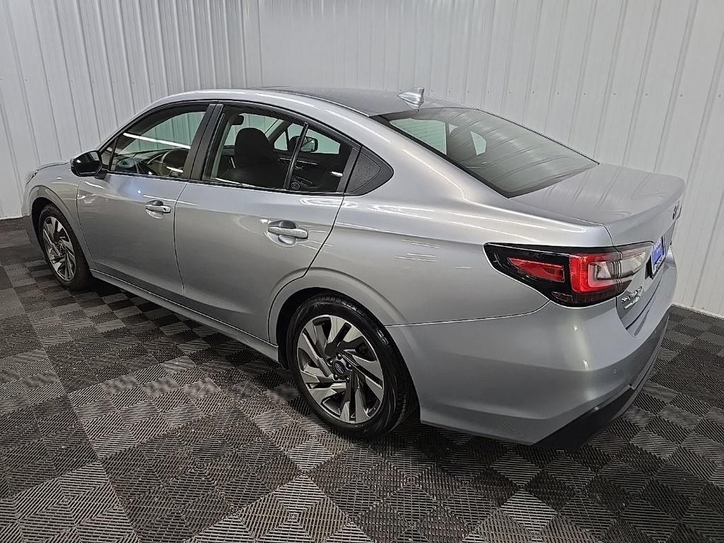 Used 2025 Subaru Legacy Limited AWD/4WD image 9