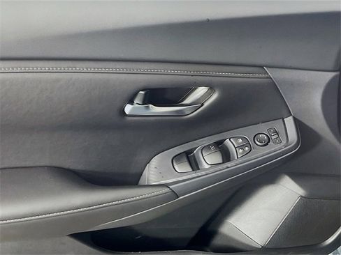 New 2025 Nissan Sentra SV image 17