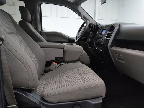 Used 2015 Ford F150 XLT AWD/4WD image 21