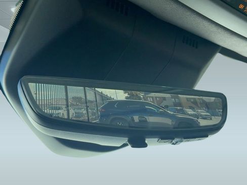 Certified 2024 Cadillac Escalade Sport Platinum image 19