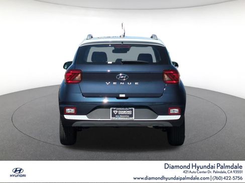New 2026 Hyundai Venue SEL FWD image 5