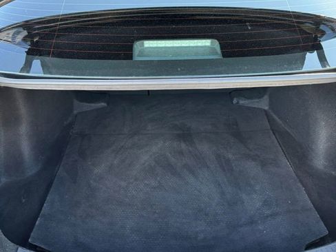 Used 2021 Toyota Corolla LE image 15