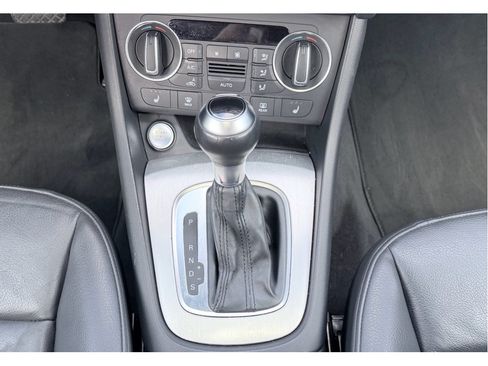 Used 2018 Audi Q3 2.0T Premium FWD image 21