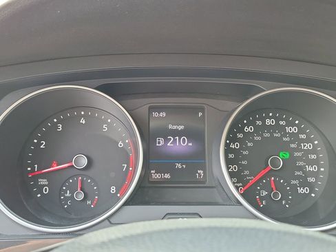 Used 2020 Volkswagen Tiguan SE image 26