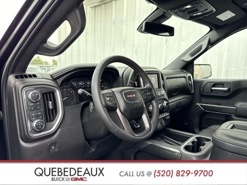 Used 2022 GMC Sierra 1500 AT4 w/ AT4 Premium Package image 18