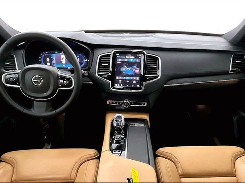 Used 2023 Volvo XC90 T8 Ultimate image 20