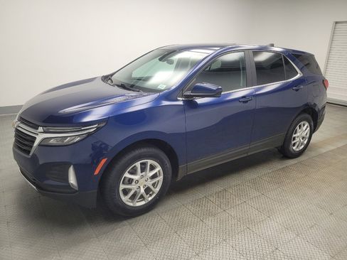 Used 2022 Chevrolet Equinox LT AWD/4WD image 2