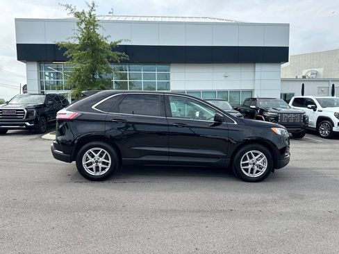 Used 2024 Ford Edge SEL AWD/4WD image 8