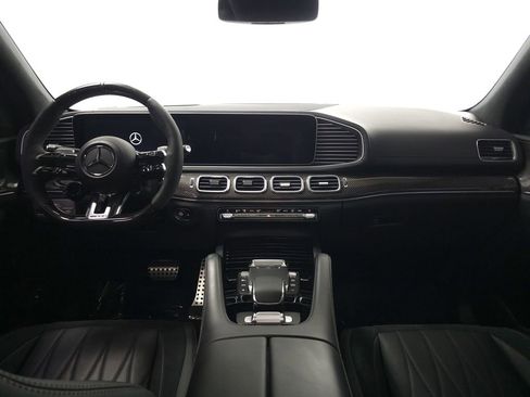 Used 2024 Mercedes-Benz GLS 63 AMG 4MATIC image 27