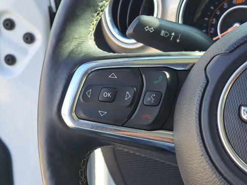 Used 2018 Jeep Wrangler Unlimited Sahara w/ LED Lighting Group image 21