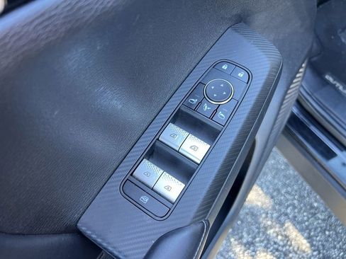 Used 2024 Mitsubishi Outlander SE Black Edition image 13