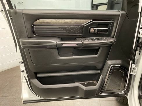 Certified 2026 RAM 2500 Limited AWD/4WD image 26