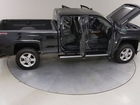 Used 2018 Chevrolet Silverado 2500 LTZ w/ Duramax Plus Package AWD/4WD image 49