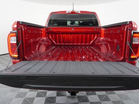 Used 2025 GMC Canyon Elevation image 36