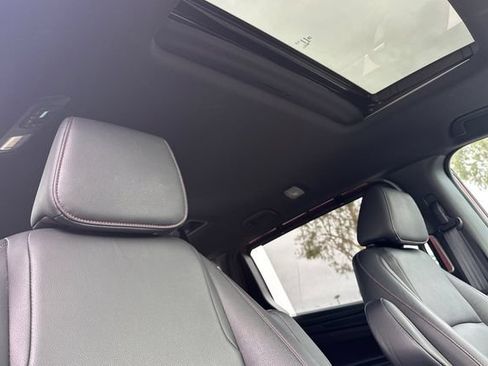 Certified 2023 Honda Odyssey Sport image 18