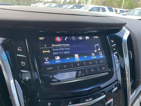 Used 2016 Cadillac Escalade Premium image 35