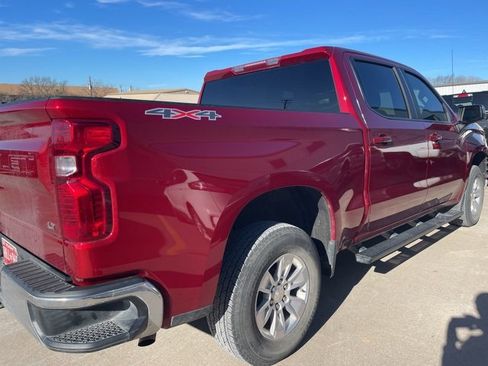 Used 2021 Chevrolet Silverado 1500 LT w/ Bed Protection Package image 4