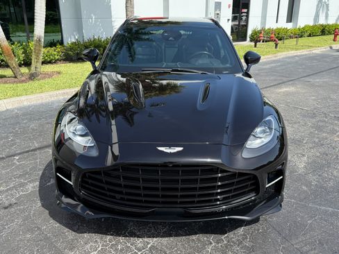 Used 2023 Aston Martin DBX 707 AWD/4WD image 10