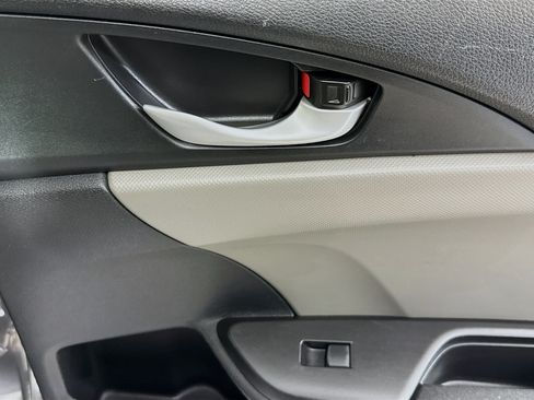Used 2018 Honda Civic EX-T image 29