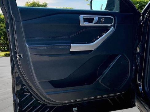 Certified 2023 Ford Explorer XLT AWD/4WD image 22